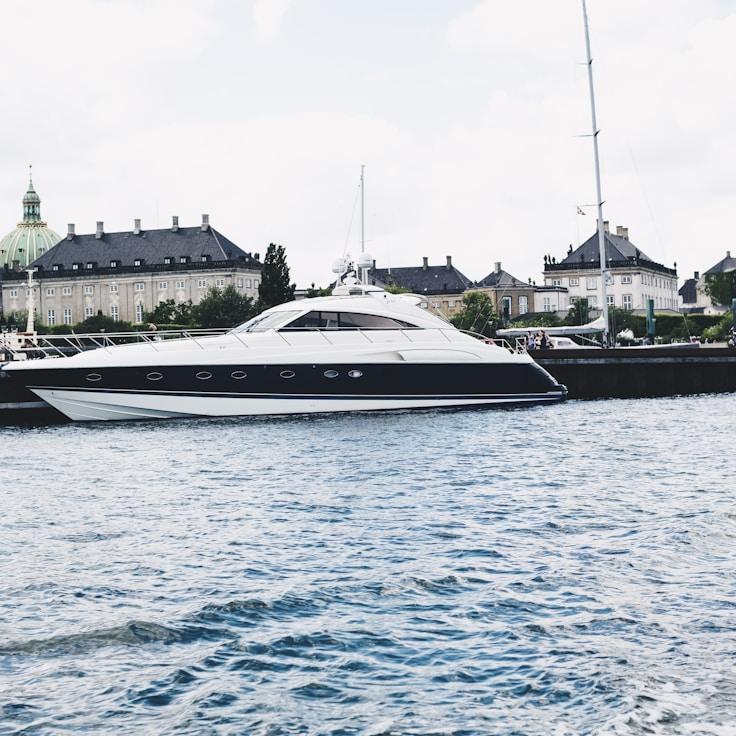 Sophisticated yacht moment